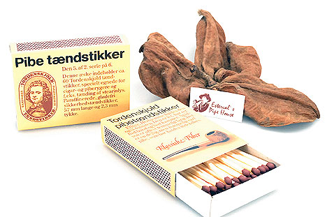 Denmark Pipe Matches 60 pieces